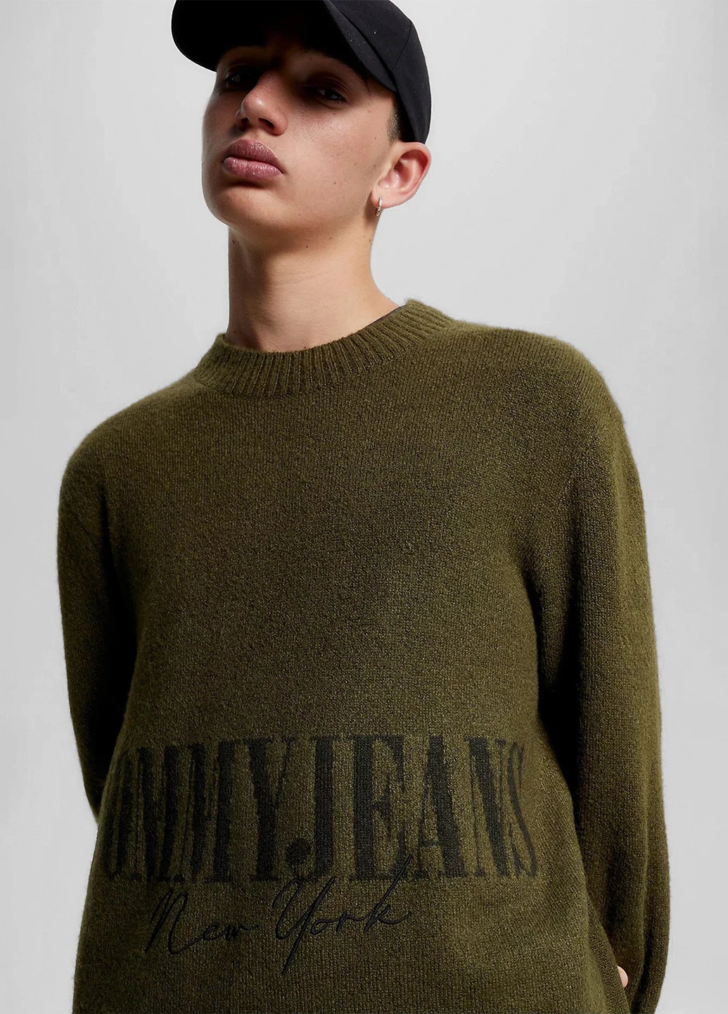 Зелений демісезонний светр джемпер Tommy Jeans