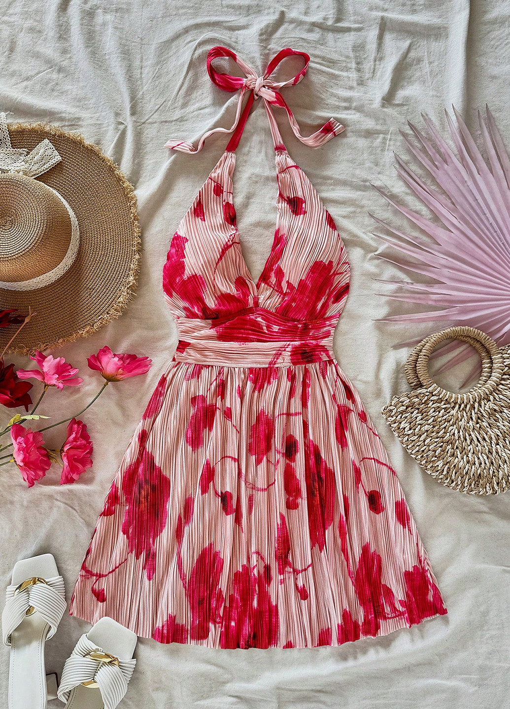 Комбинированное коктейльное платье с открытой спиной SHEIN с цветочным принтом