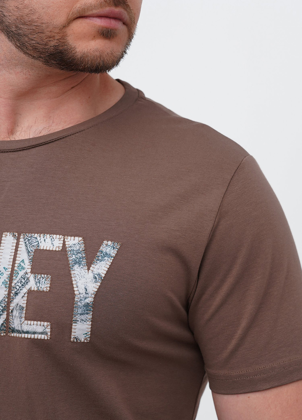 Коричневая футболка Trend Collection