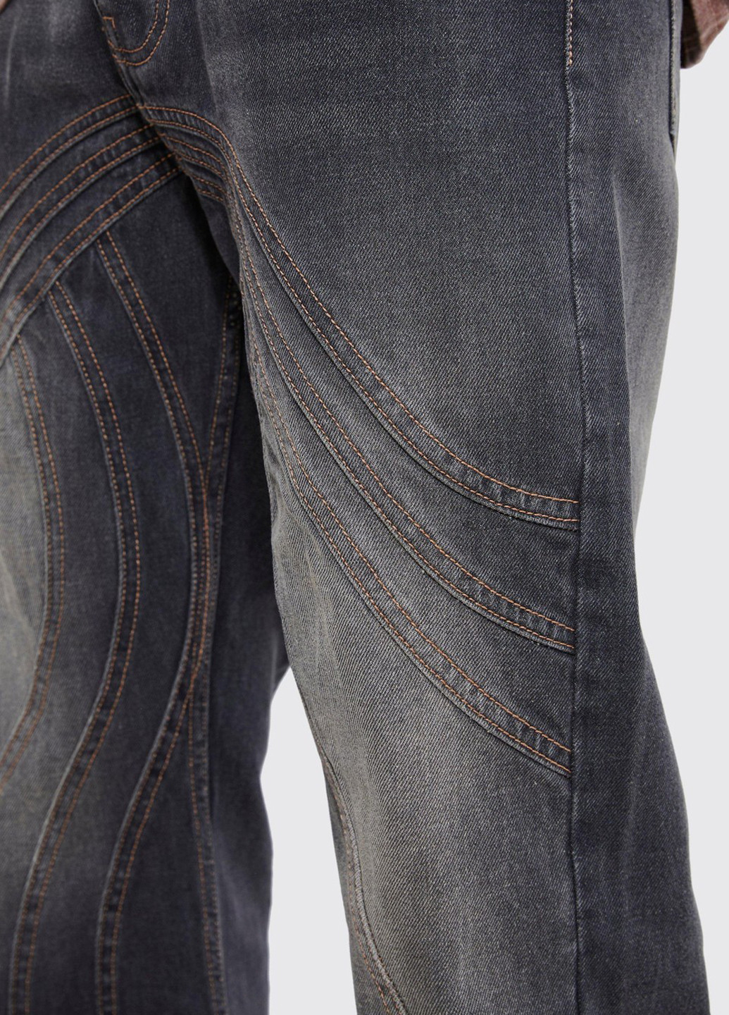 Темно-серые демисезонные регюлар фит джинсы Boohoo