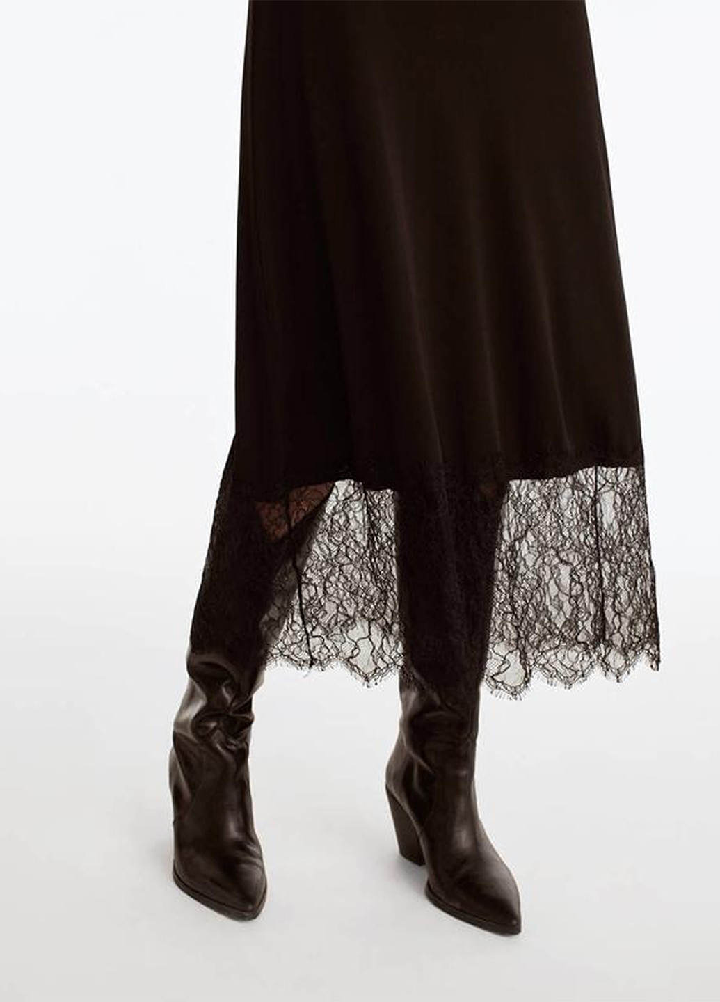 Черное кэжуал платье а-силуэт Uterque однотонное