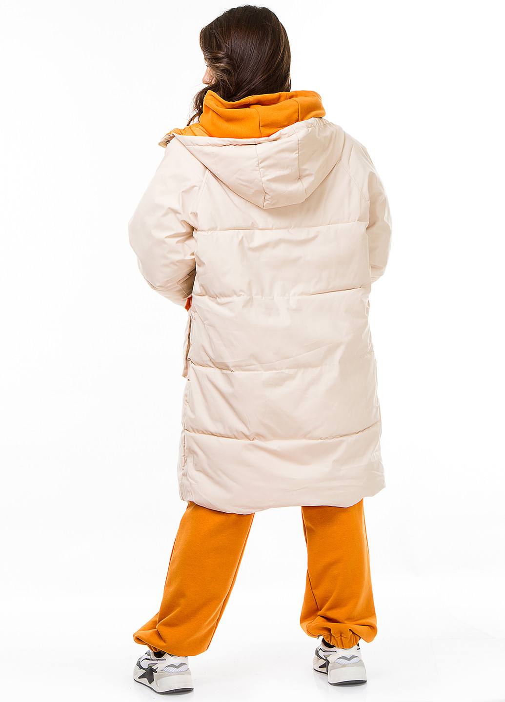 Светло-бежевая зимняя куртка Manisan