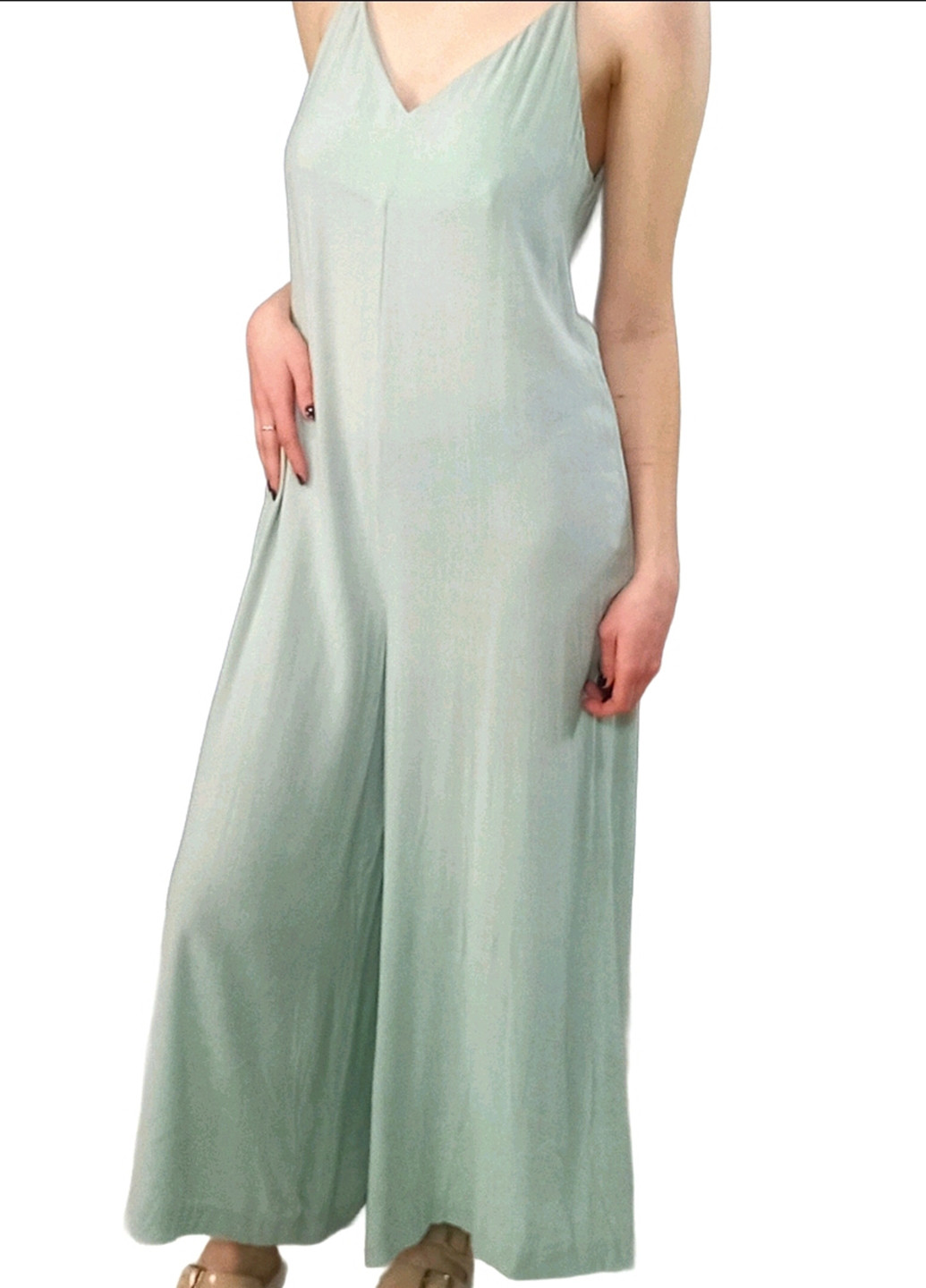 Комбинезон H&M комбинезон-брюки однотонный серо-зелёный кэжуал вискоза