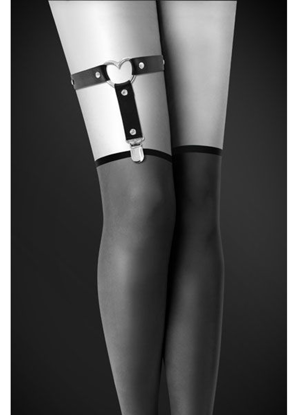 Гартер на ногу - WITH HEART Black, сексуальная подвязка с сердечком, экокожа Bijoux Pour Toi (255247657)