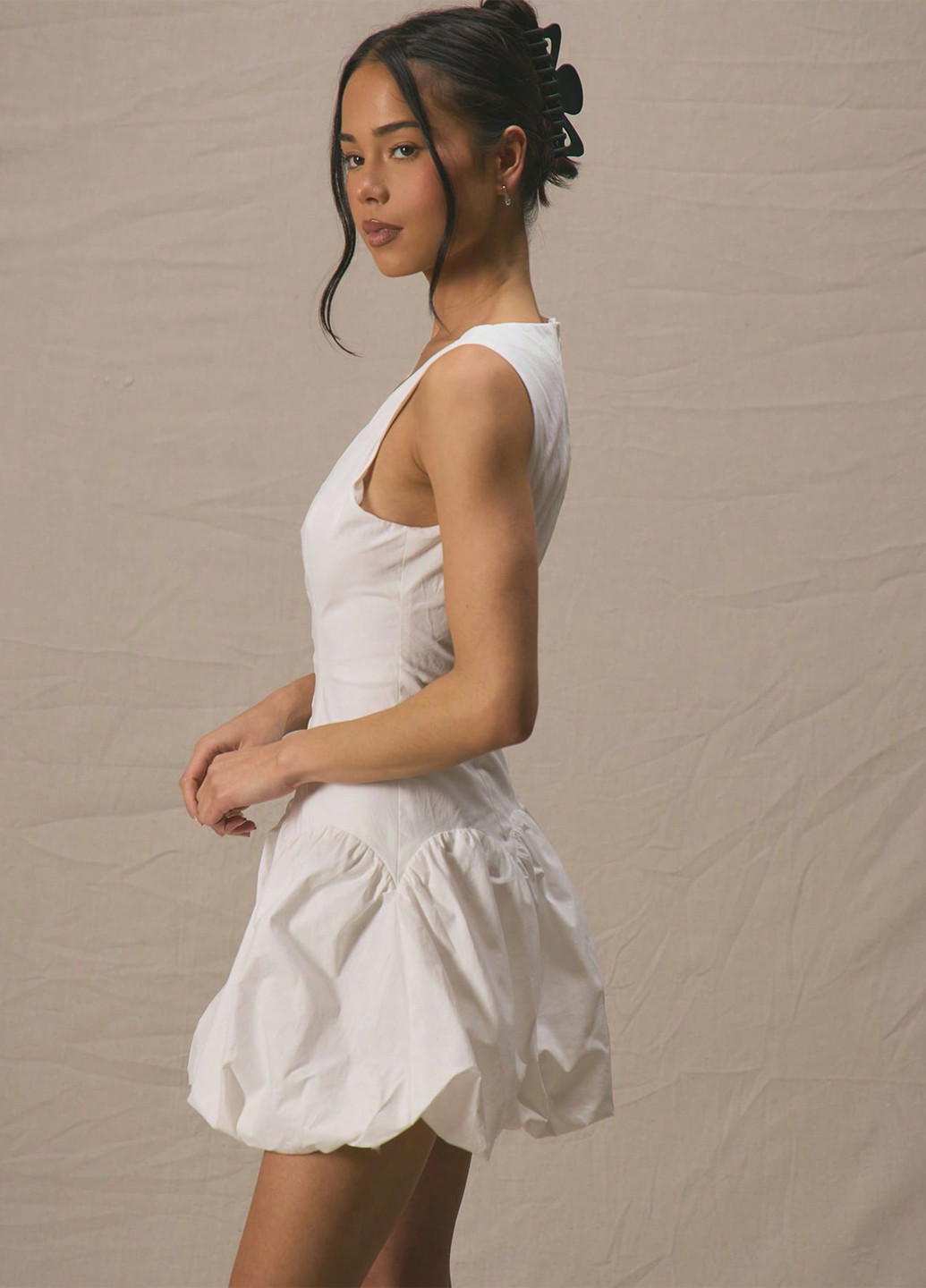 Белое кэжуал платье силуэтная, баллон, платье-майка SHEIN однотонное