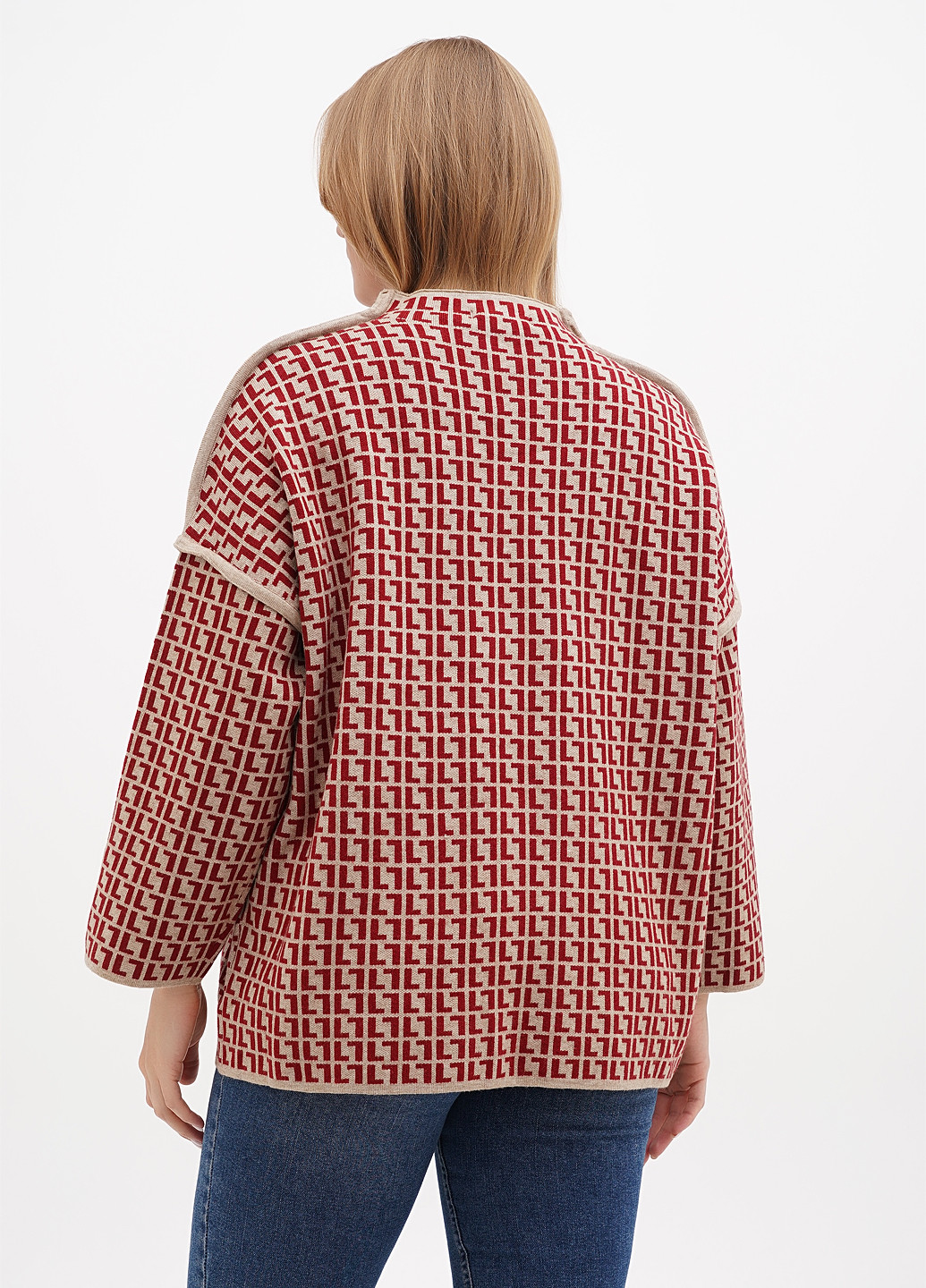 Бежевий демісезонний светр Kiss Me