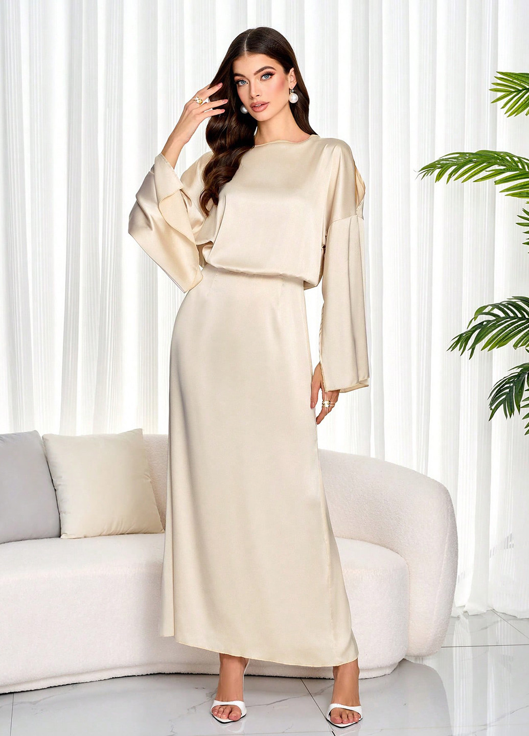 Світло-бежева вечірня сукня з відкритою спиною, з відкритими плечима SHEIN однотонна