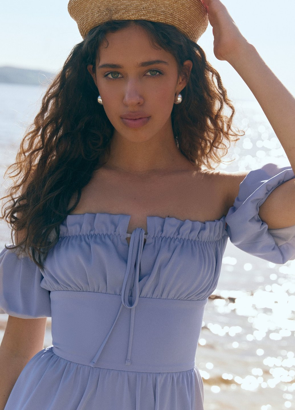 Голубое кэжуал платье с открытыми плечами Gepur однотонное