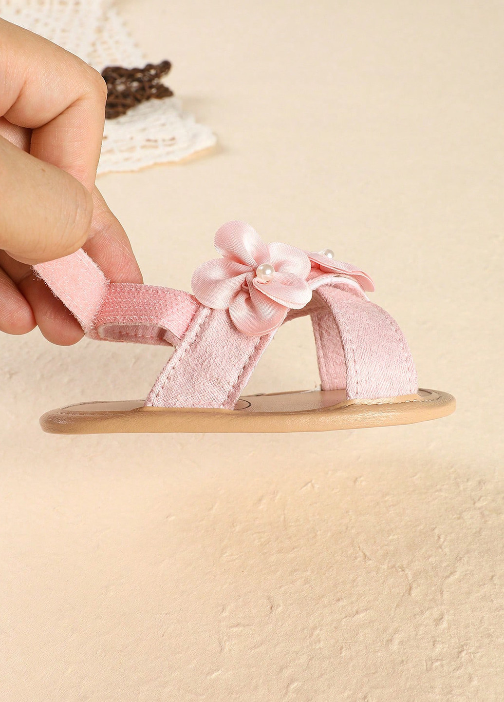 Светло-розовые кэжуал сандалии SHEIN на липучке