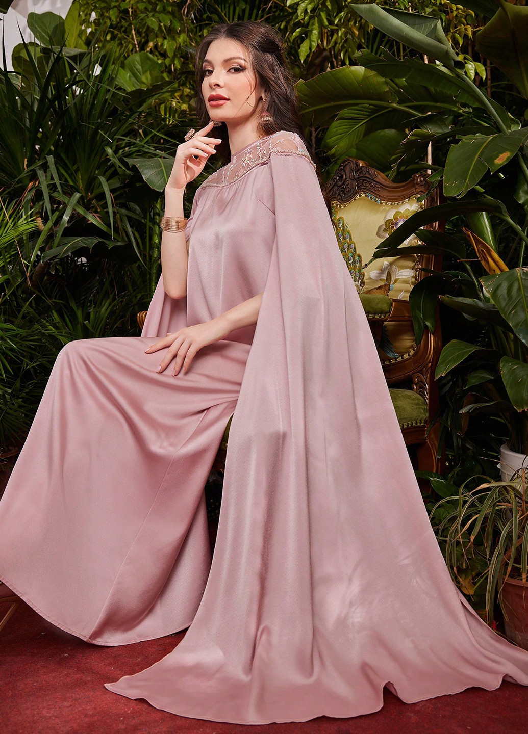 Светло-розовое вечернее платье платье-кейп SHEIN однотонное