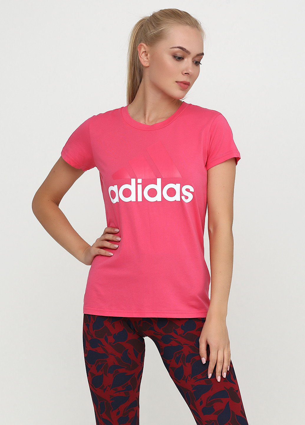 Розовая демисезон футболка adidas