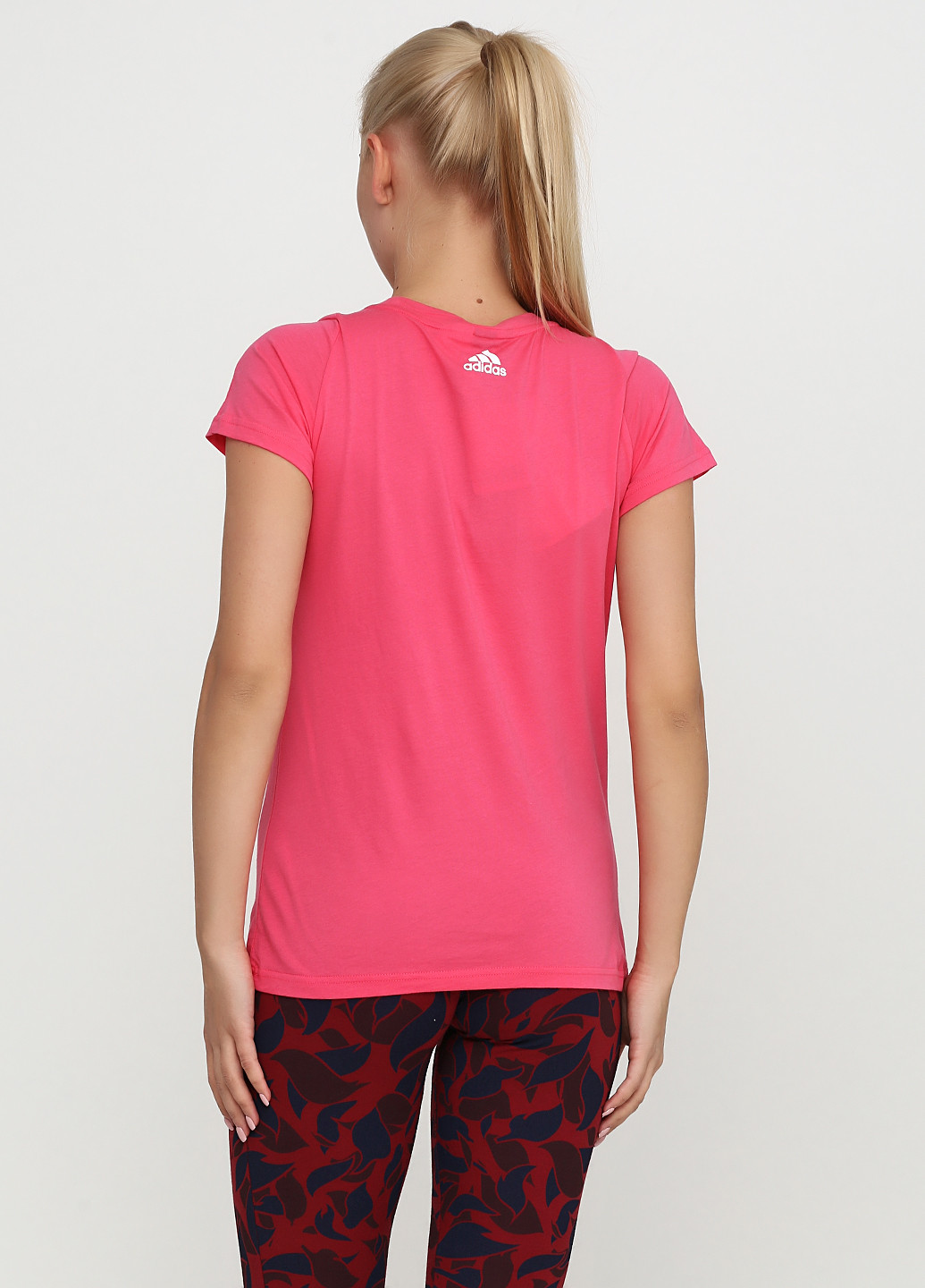 Розовая демисезон футболка adidas
