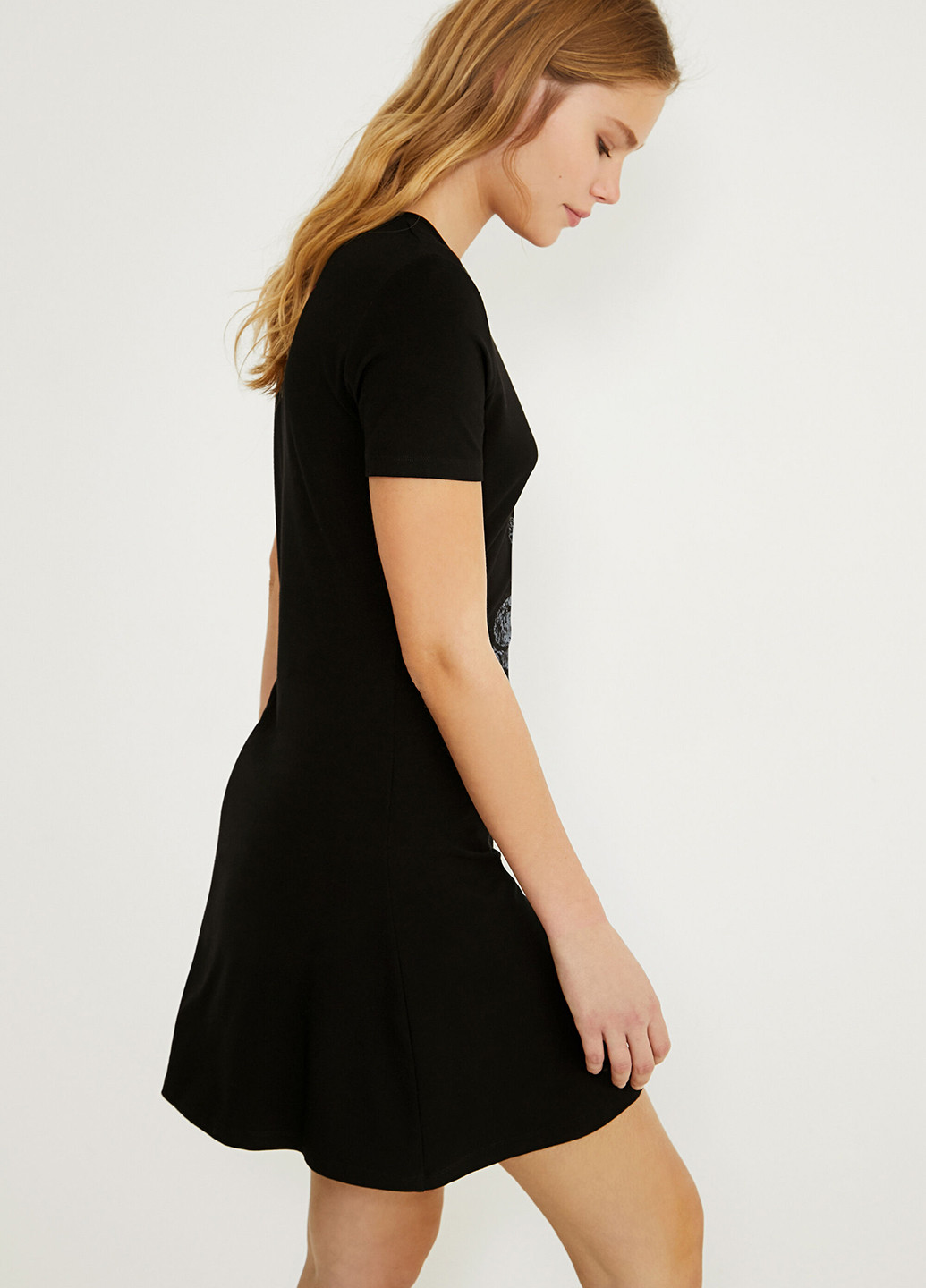 Черное кэжуал платье платье-футболка Desigual персонажи