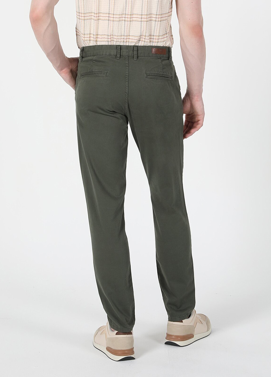 Темно-зеленые кэжуал демисезонные прямые брюки Colin's