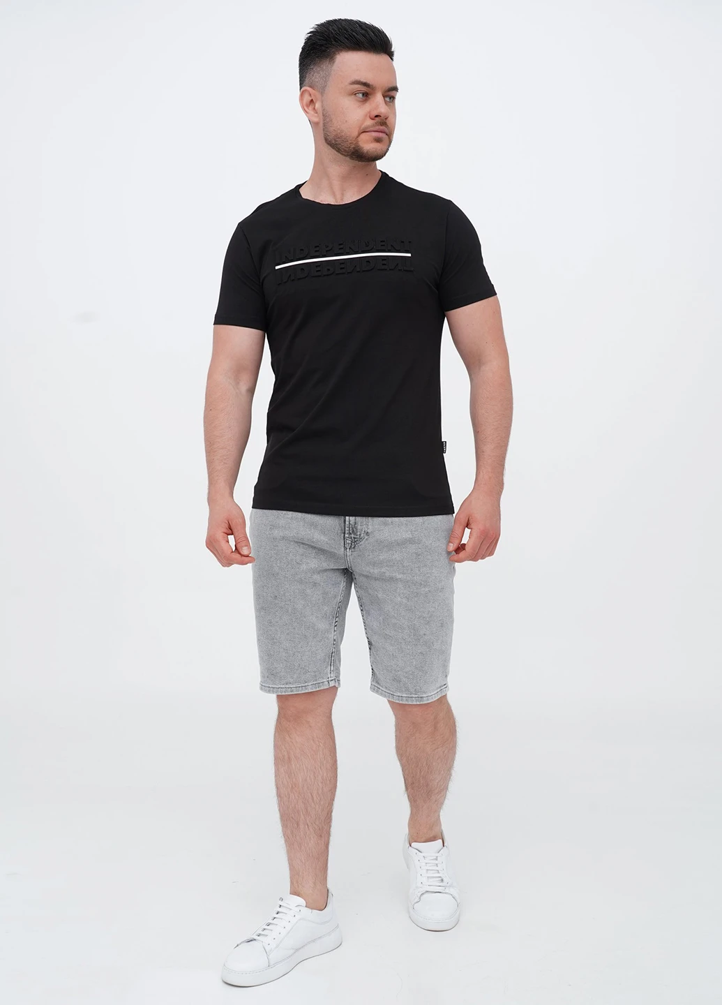 Черная футболка Trend Collection