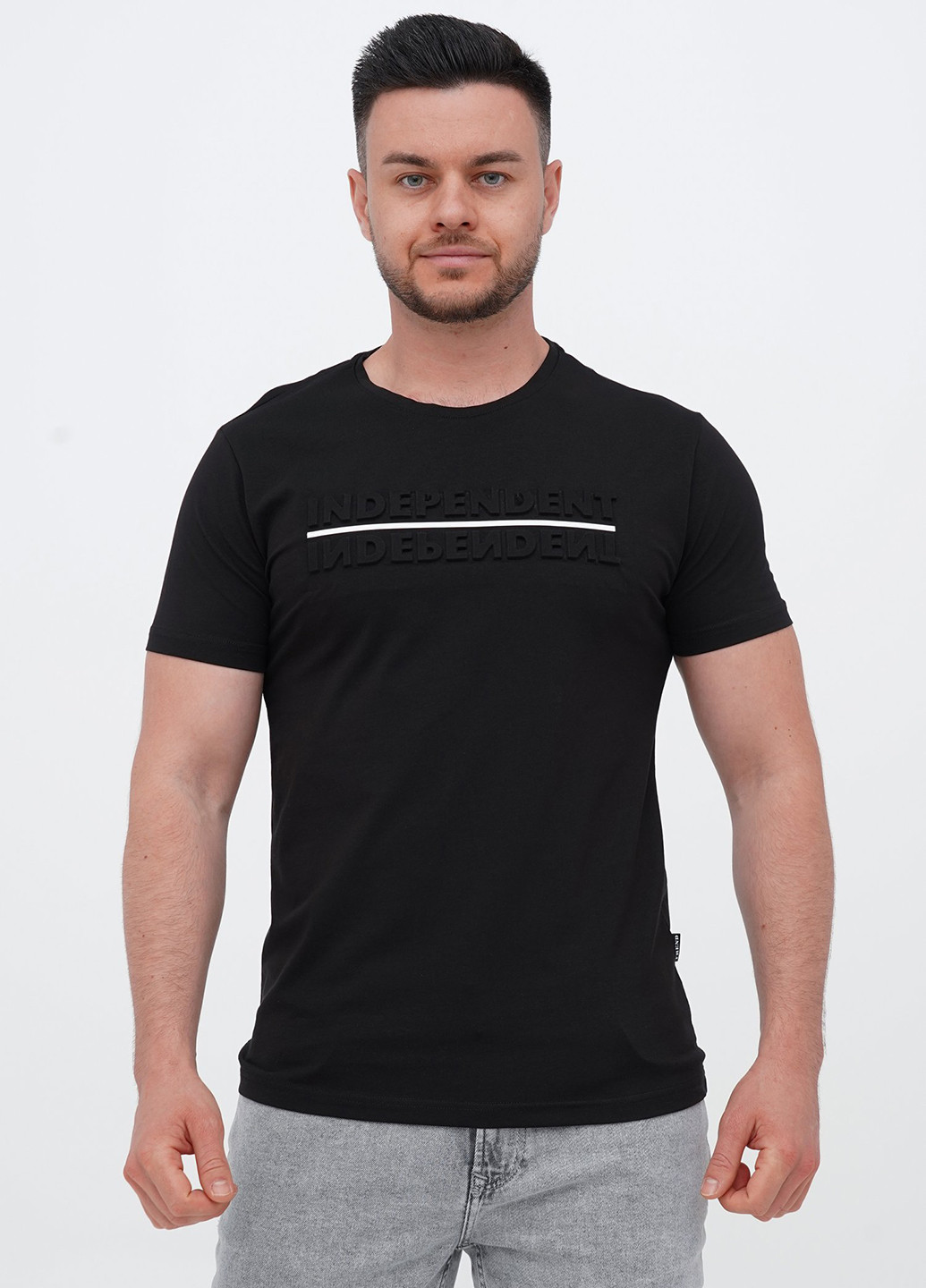 Черная футболка Trend Collection