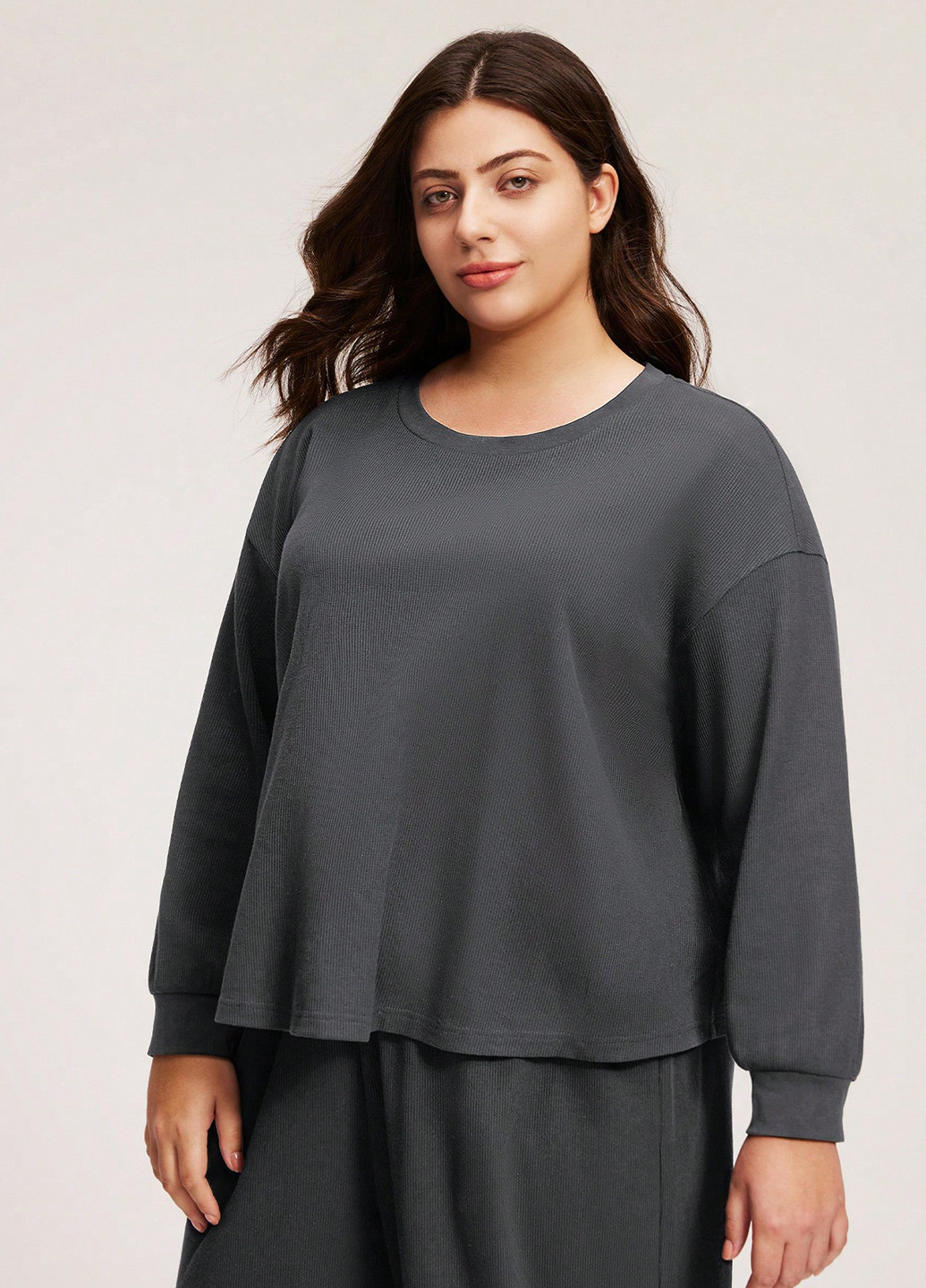 Темно-серая всесезон пижама (логслив, брюки) лонгслив + брюки SHEIN