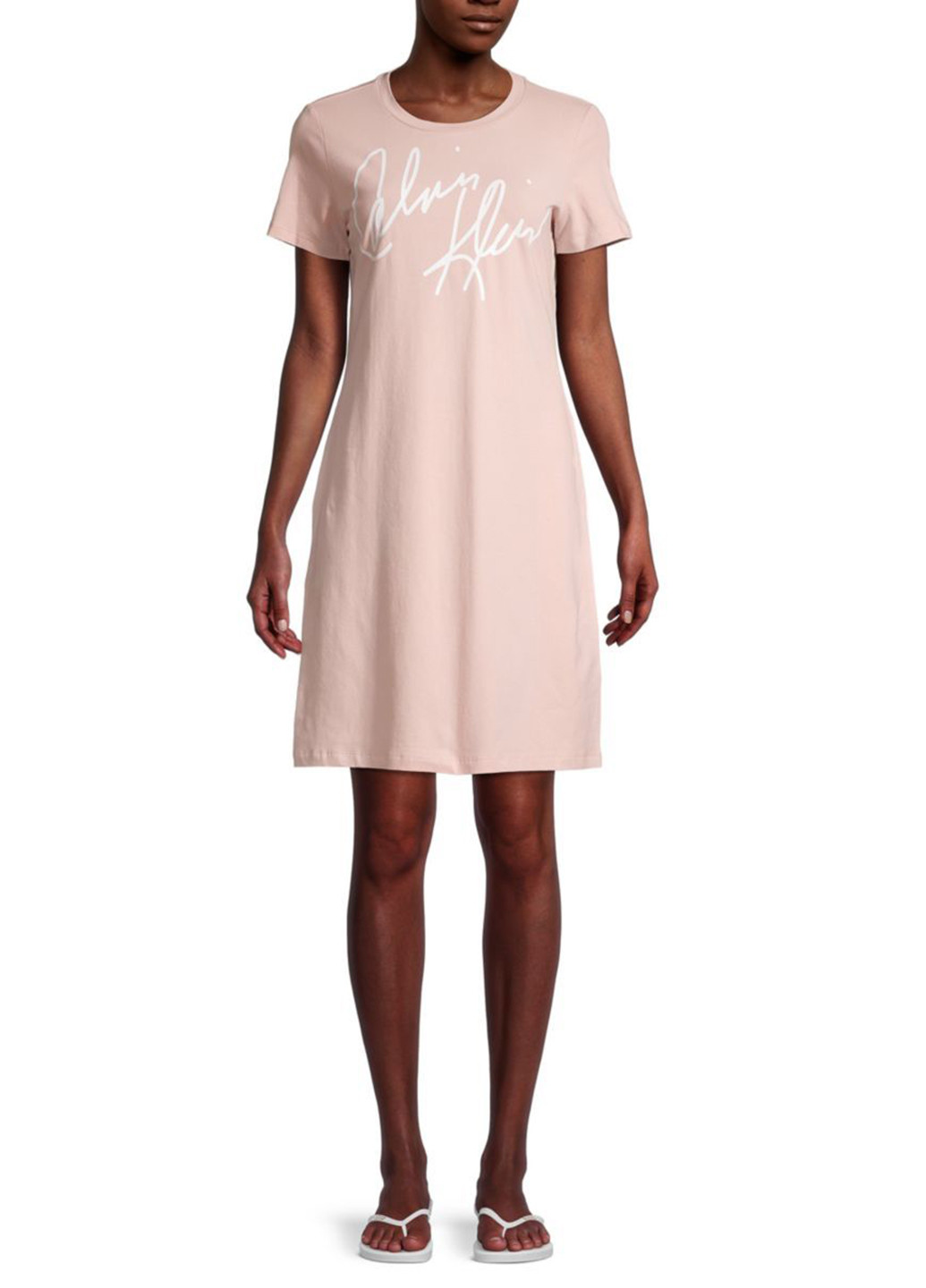 Бежевое кэжуал платье платье-футболка Calvin Klein с надписью