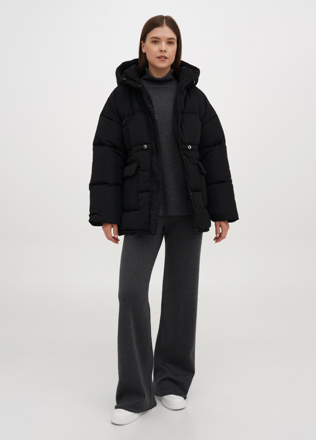 Чорний зимній Пуховик ESSME