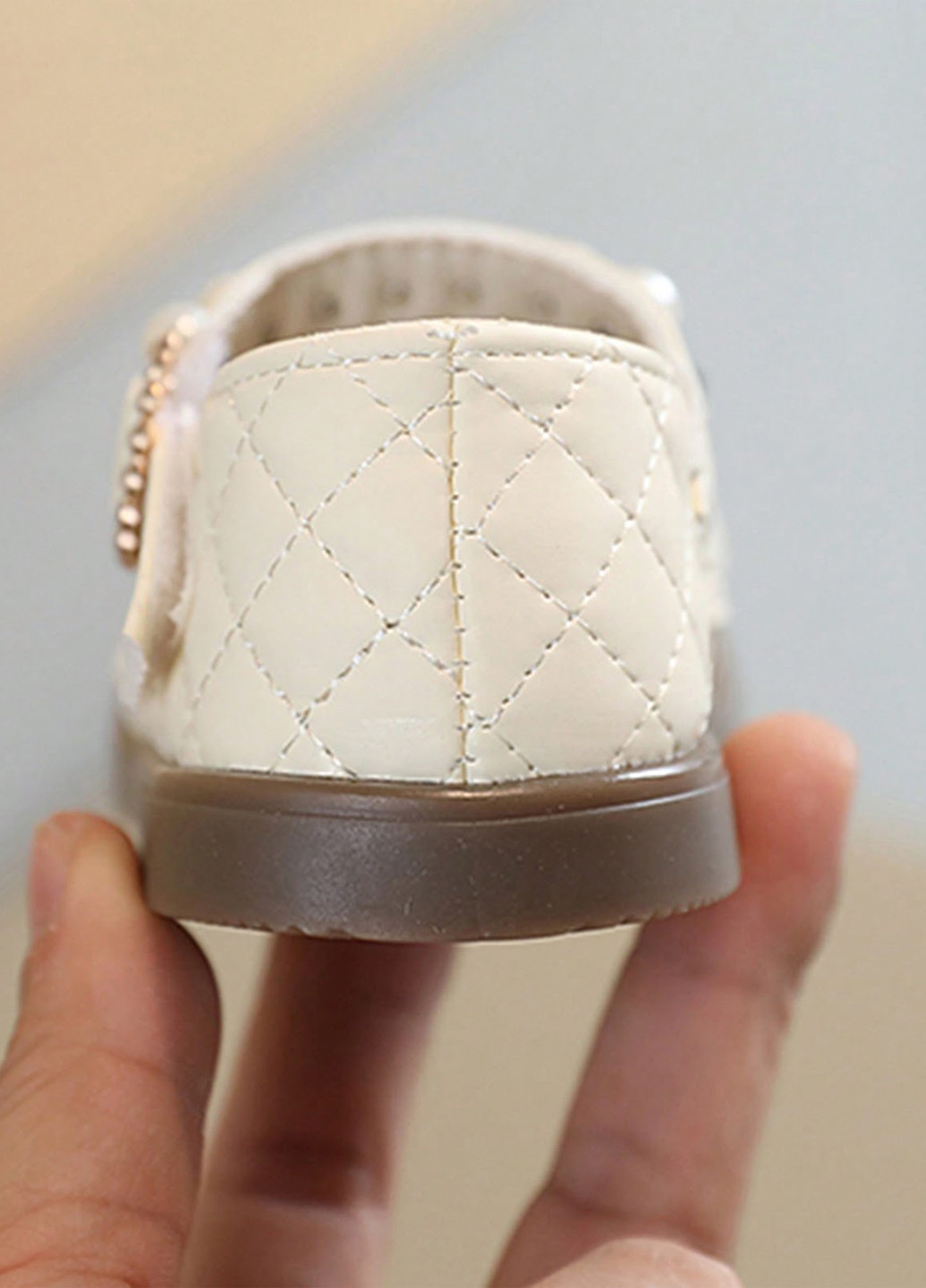 Молочные туфли на низком каблуке SHEIN