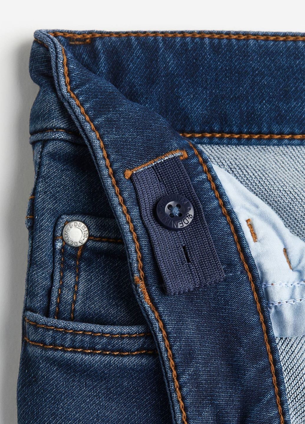 Синие демисезонные зауженные джинсы H&M