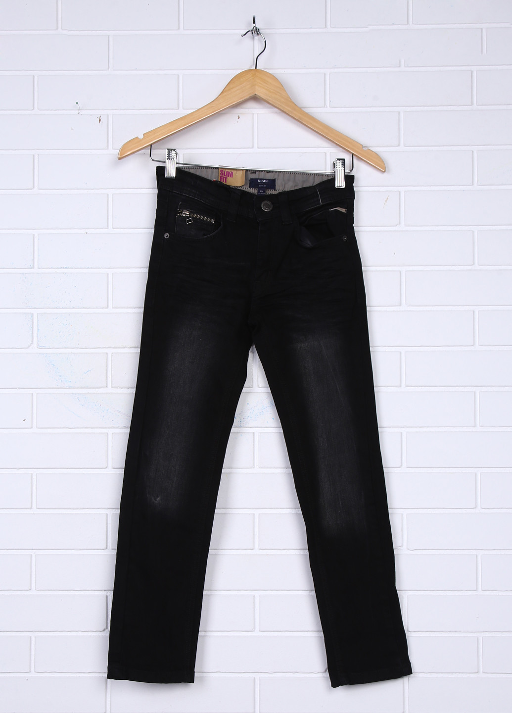 Черные демисезонные со средней талией джинсы Kiabi