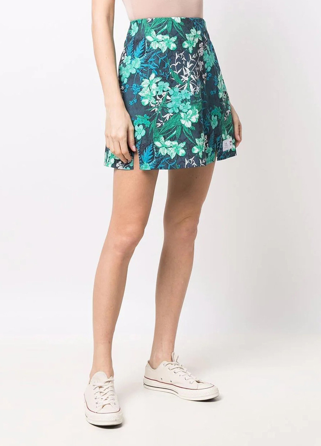 Темно-синяя кэжуал цветочной расцветки юбка Tommy Jeans а-силуэта (трапеция)