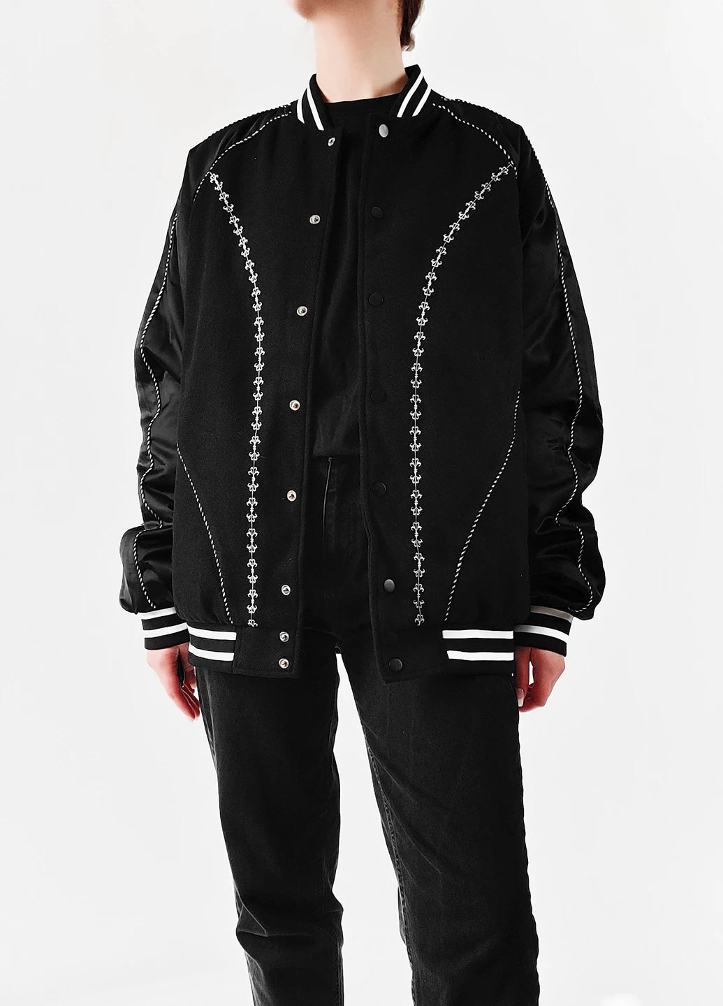 Бомбер Boohoo на кнопках (257805976)