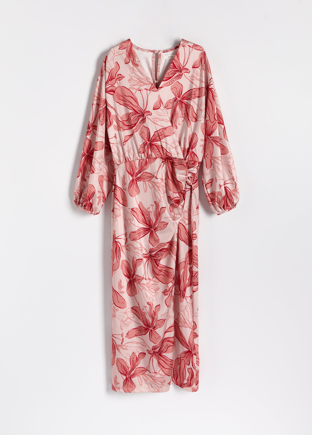 Светло-розовое кэжуал платье на запах Reserved с цветочным принтом