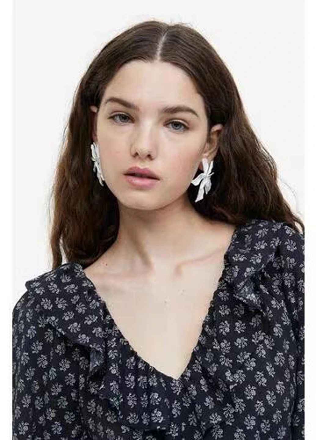 Чорна кежуал сукня з відкритою спиною H&M з квітковим принтом