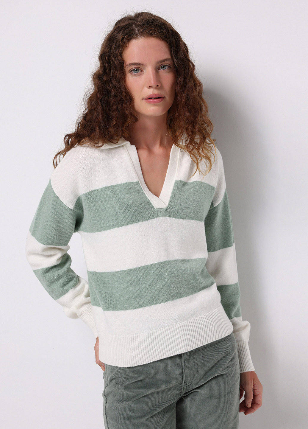 Комбинированный демисезонный свитер Colin's