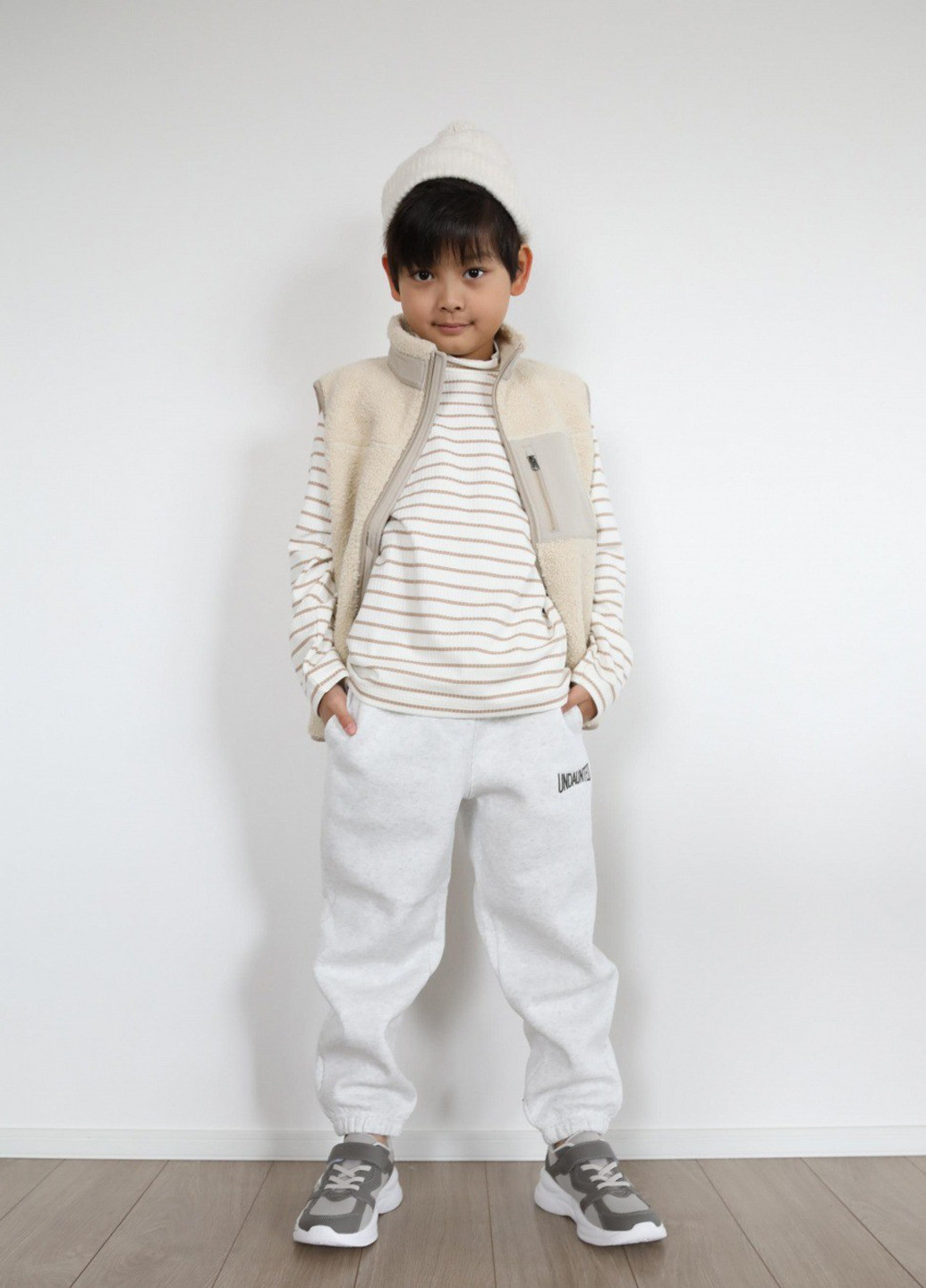 Бежевый демисезонный кэжуал лонгслив Uniqlo в полоску