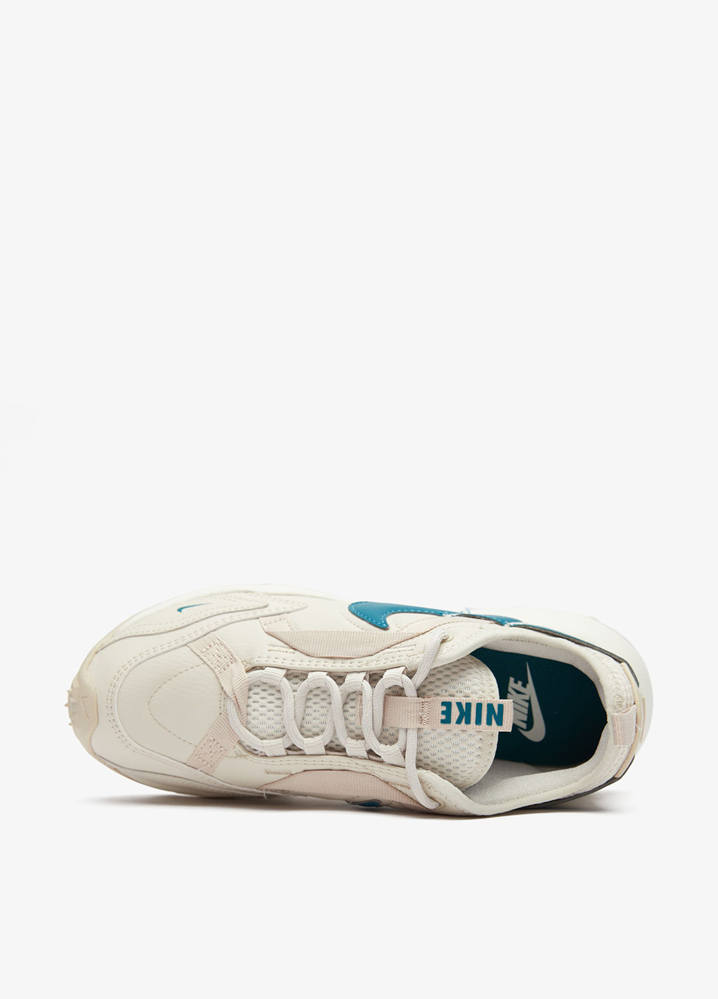 Белые демисезонные кроссовки Nike TC 7900