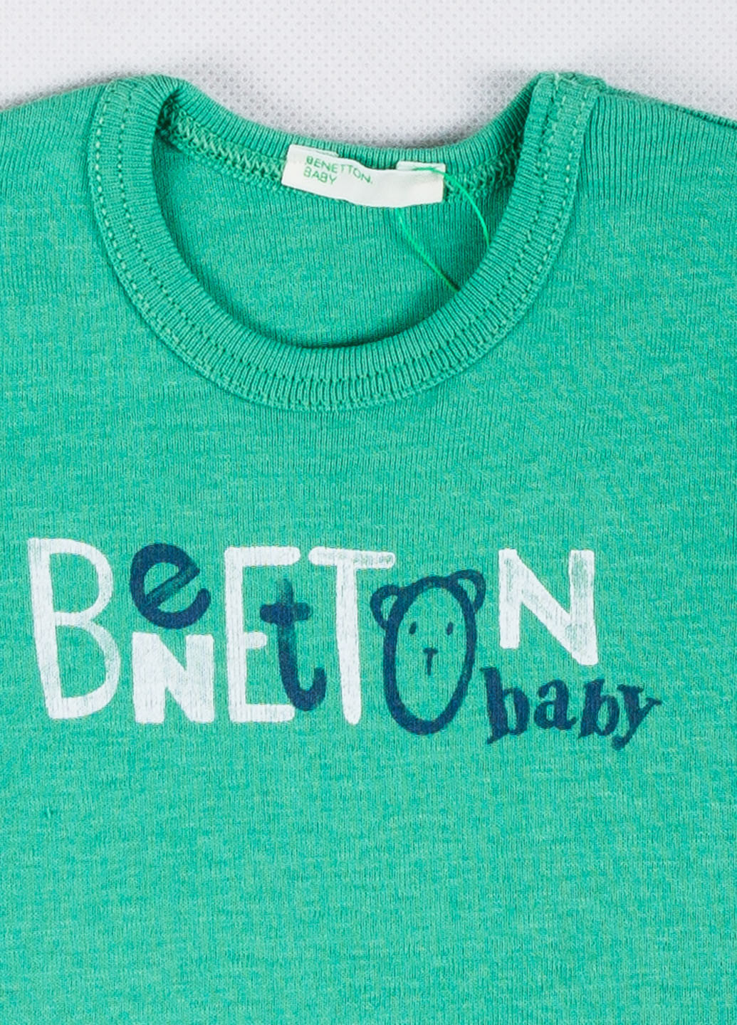 Зеленая летняя футболка United Colors of Benetton