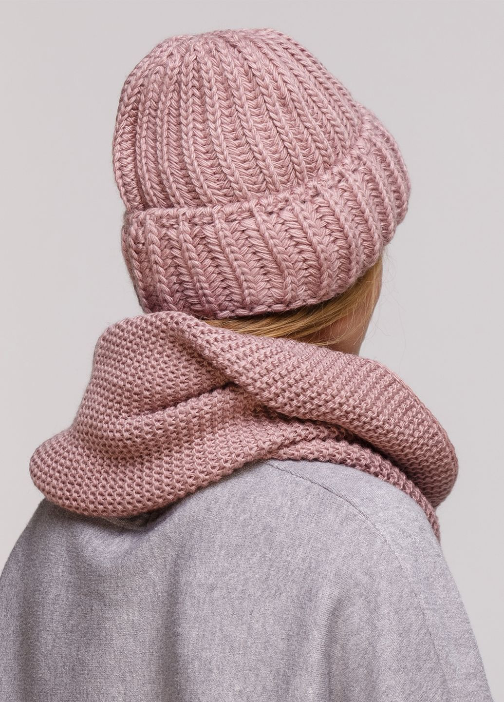 Теплый зимний комплект (шапка, шарф-снуд) на флисовой подкладке и отворотом 660009 DeMari софа (239417937)