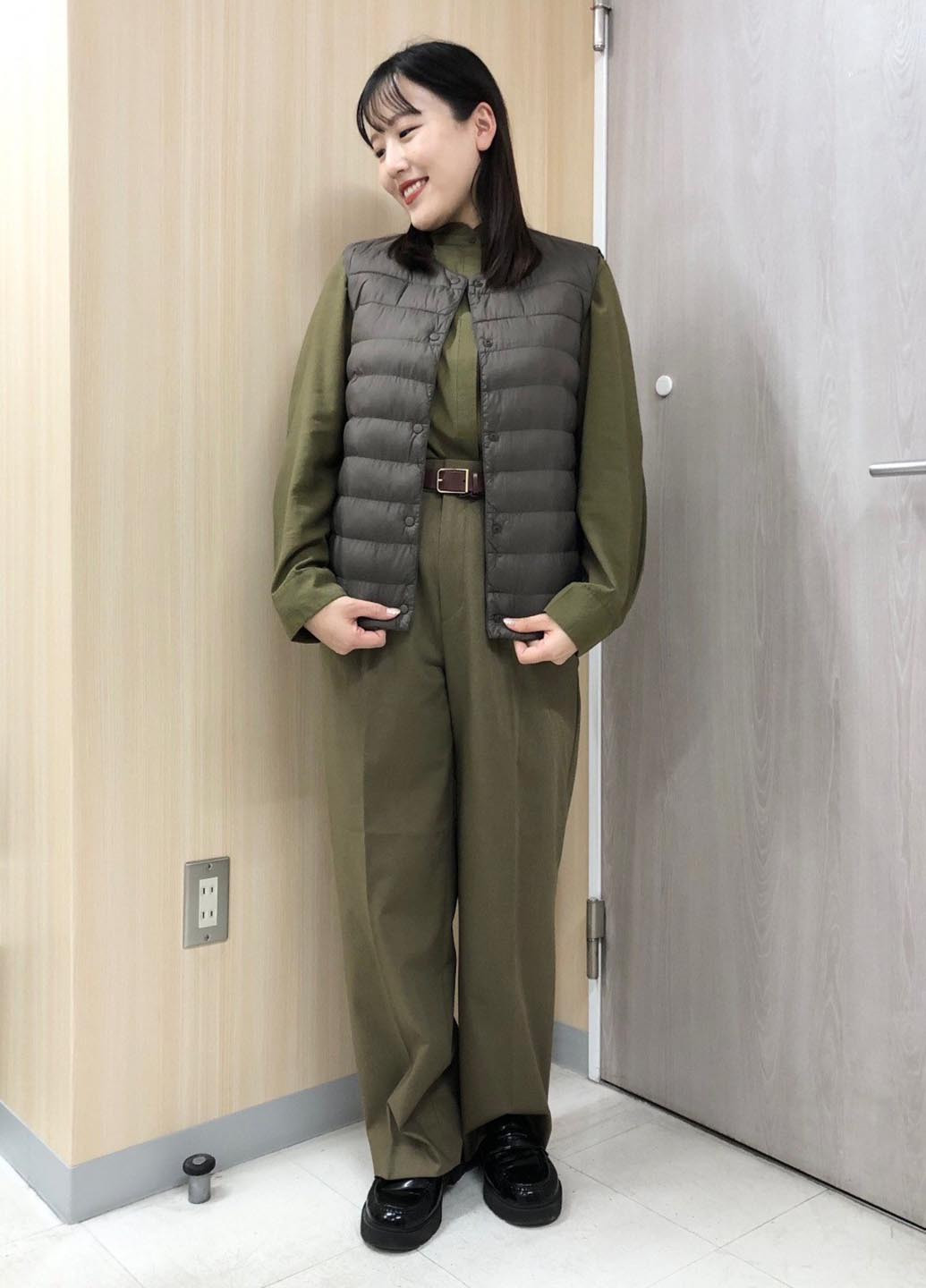 Зелена блузка Uniqlo