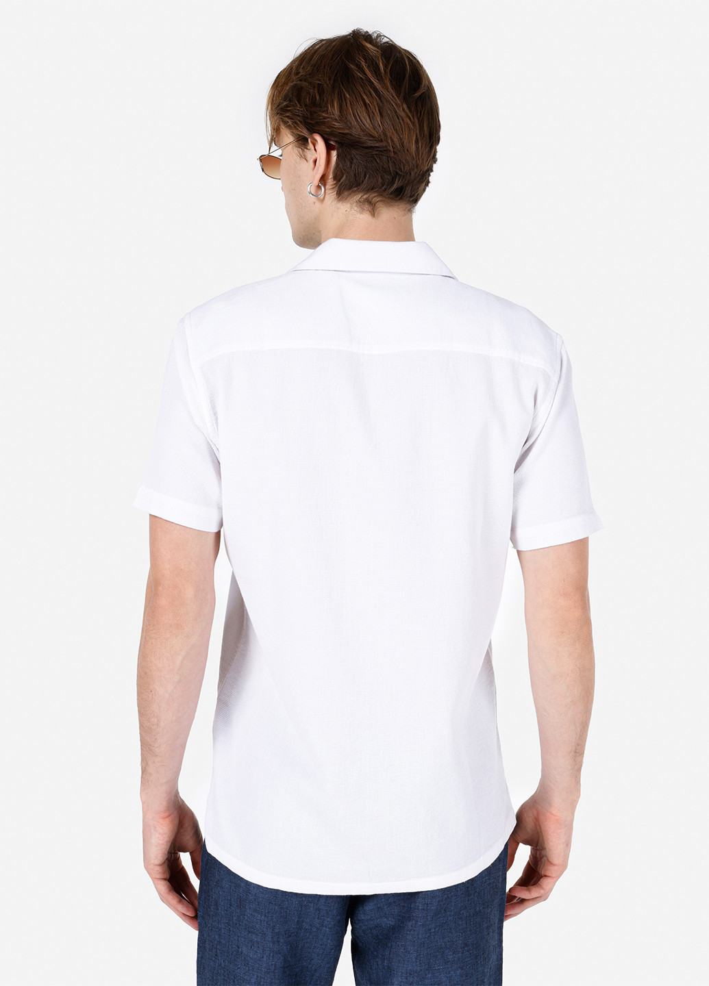 Белая кэжуал рубашка однотонная Colin's