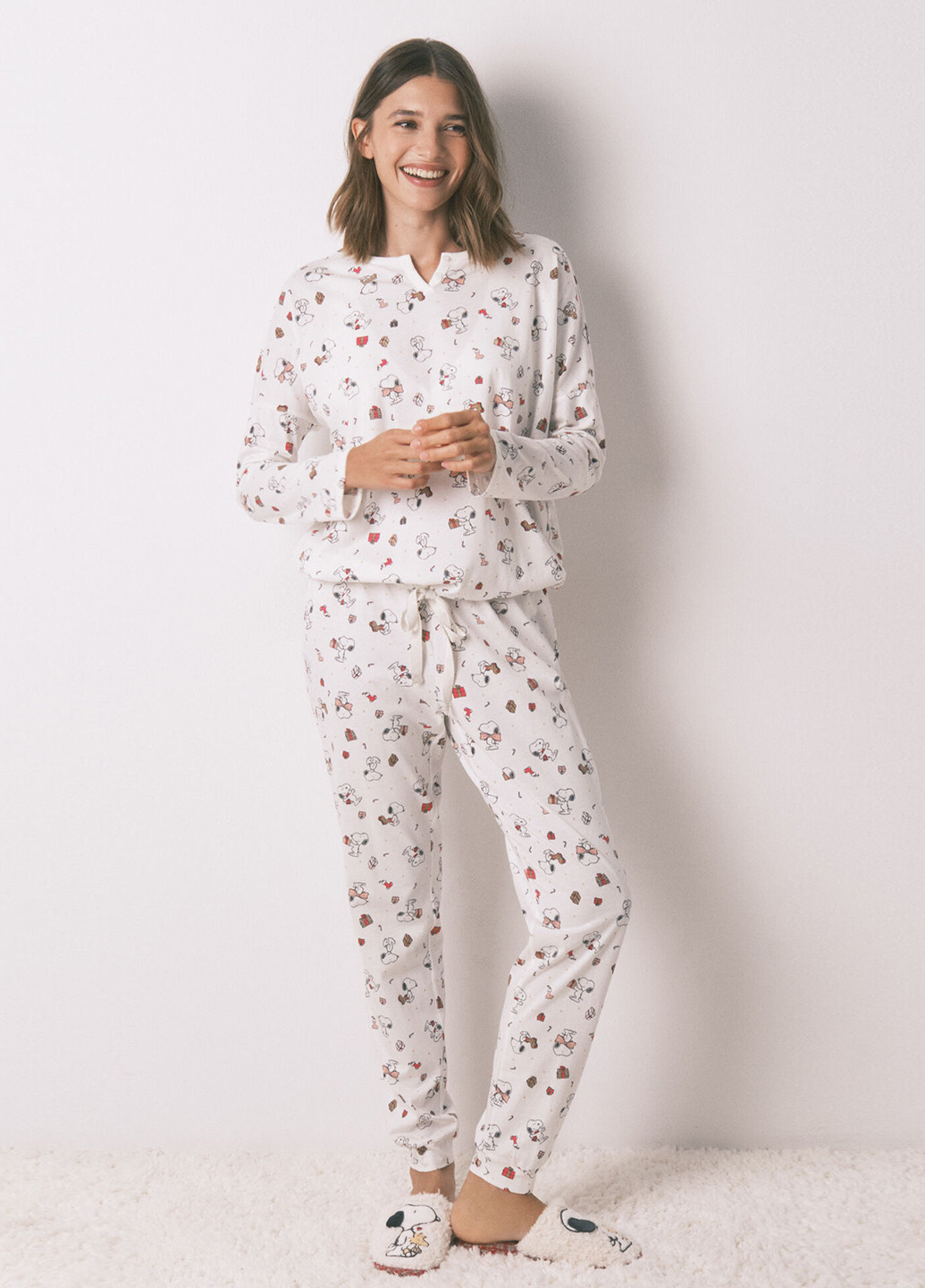 Біла всесезон піжама (лонгслів, штани) лонгслів + брюки Women'secret