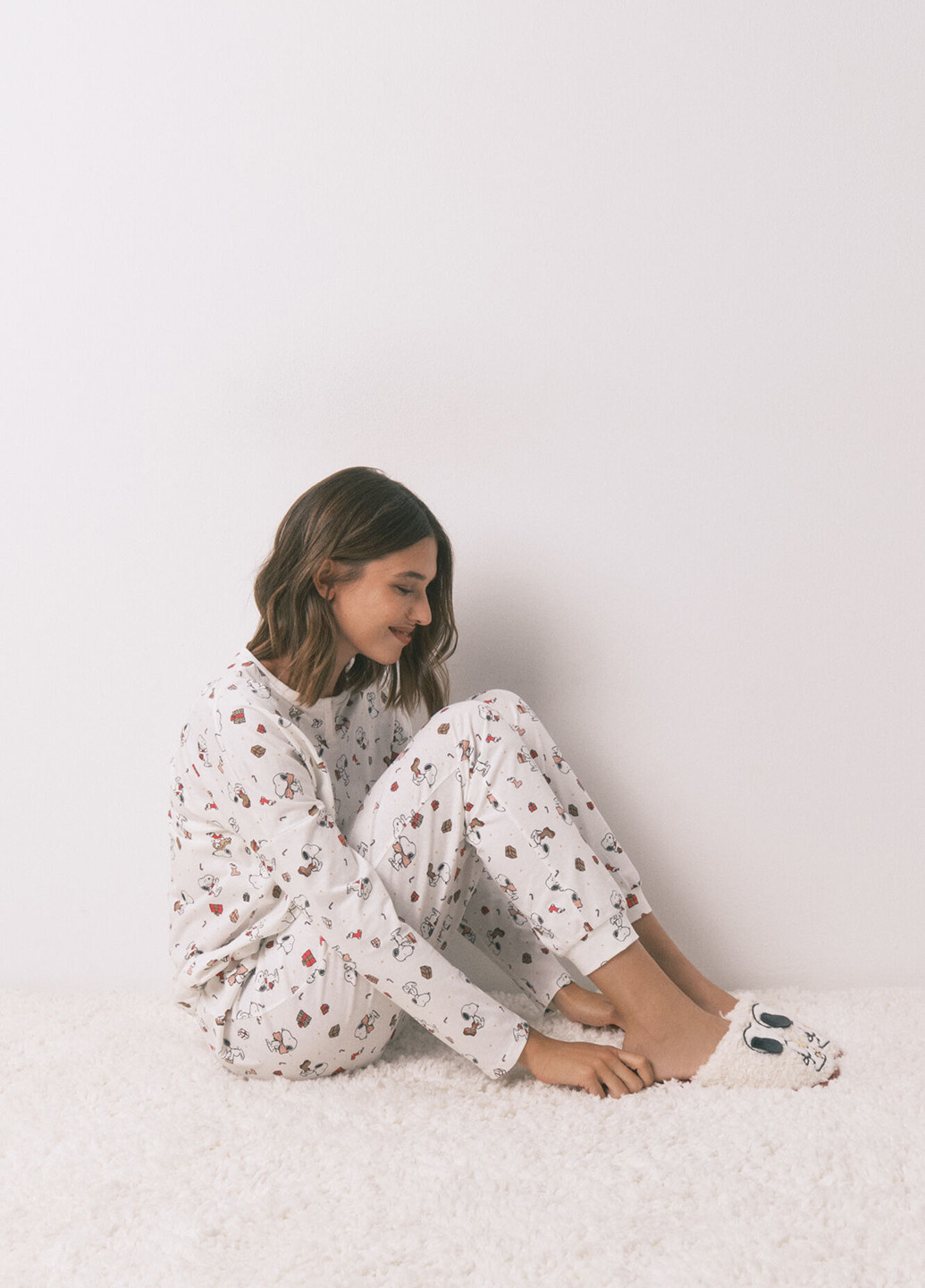 Біла всесезон піжама (лонгслів, штани) лонгслів + брюки Women'secret