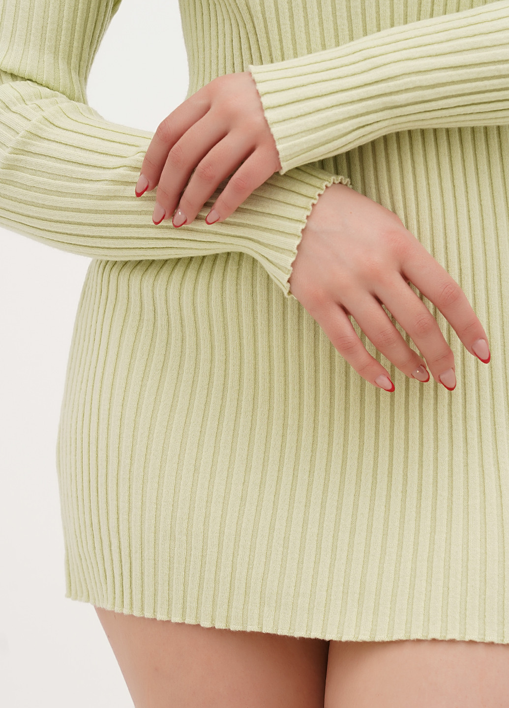 Салатовое кэжуал платье платье-водолазка Monki однотонное