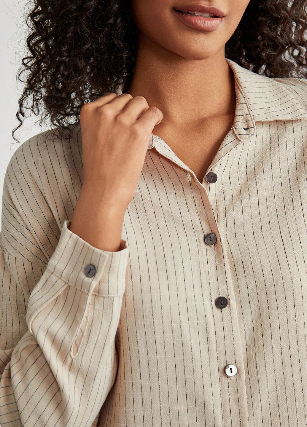 Светло-бежевый демисезонный комплект (рубашка, шорты) SHEIN