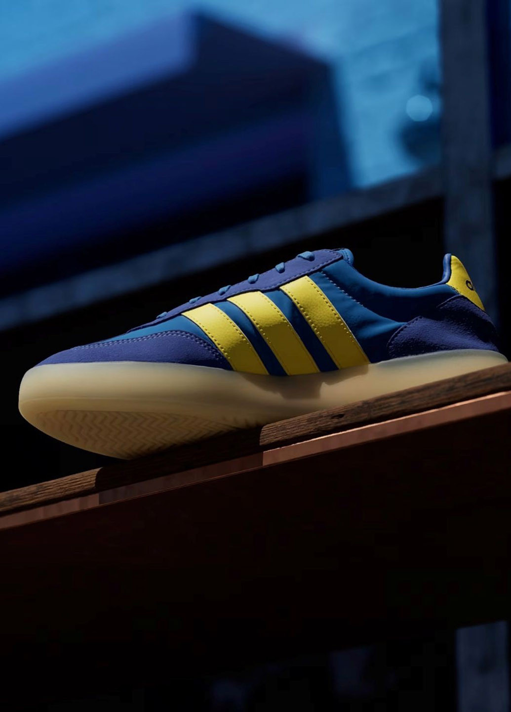 Синие кеды adidas