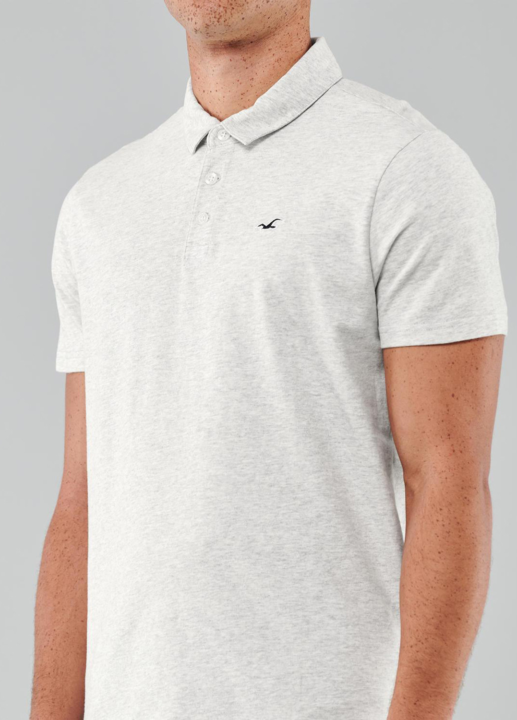 Светло-серая футболка-поло для мужчин Hollister меланжевая