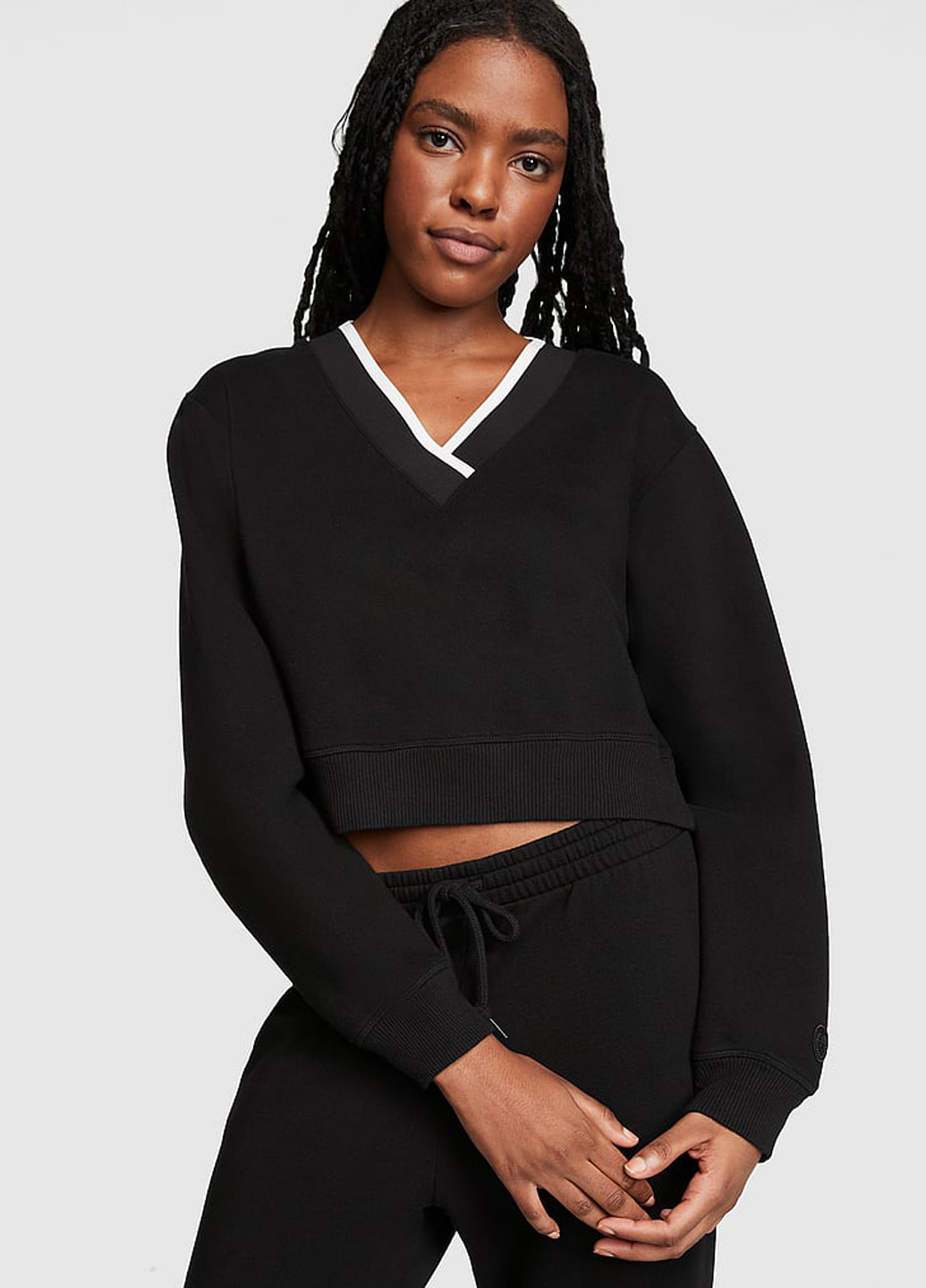 Черный свитшот Victoria's Secret однотонный (300517486)