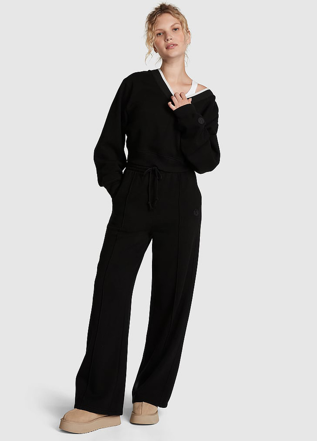 Черный свитшот Victoria's Secret однотонный (300517486)