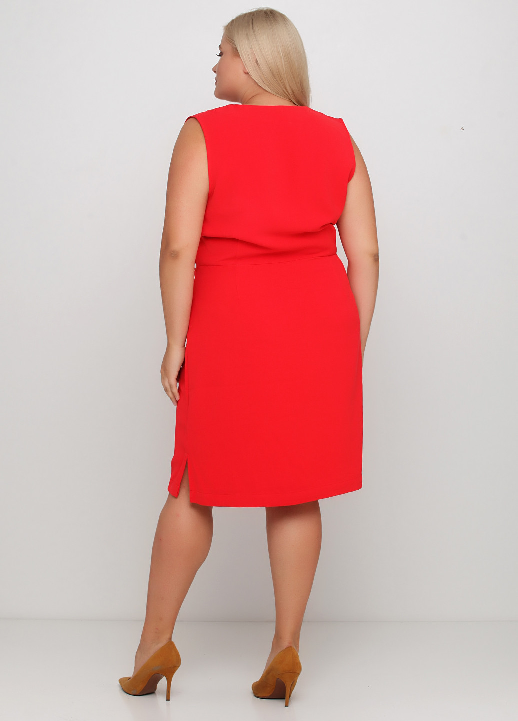 Красное коктейльное платье клеш Friendtex однотонное