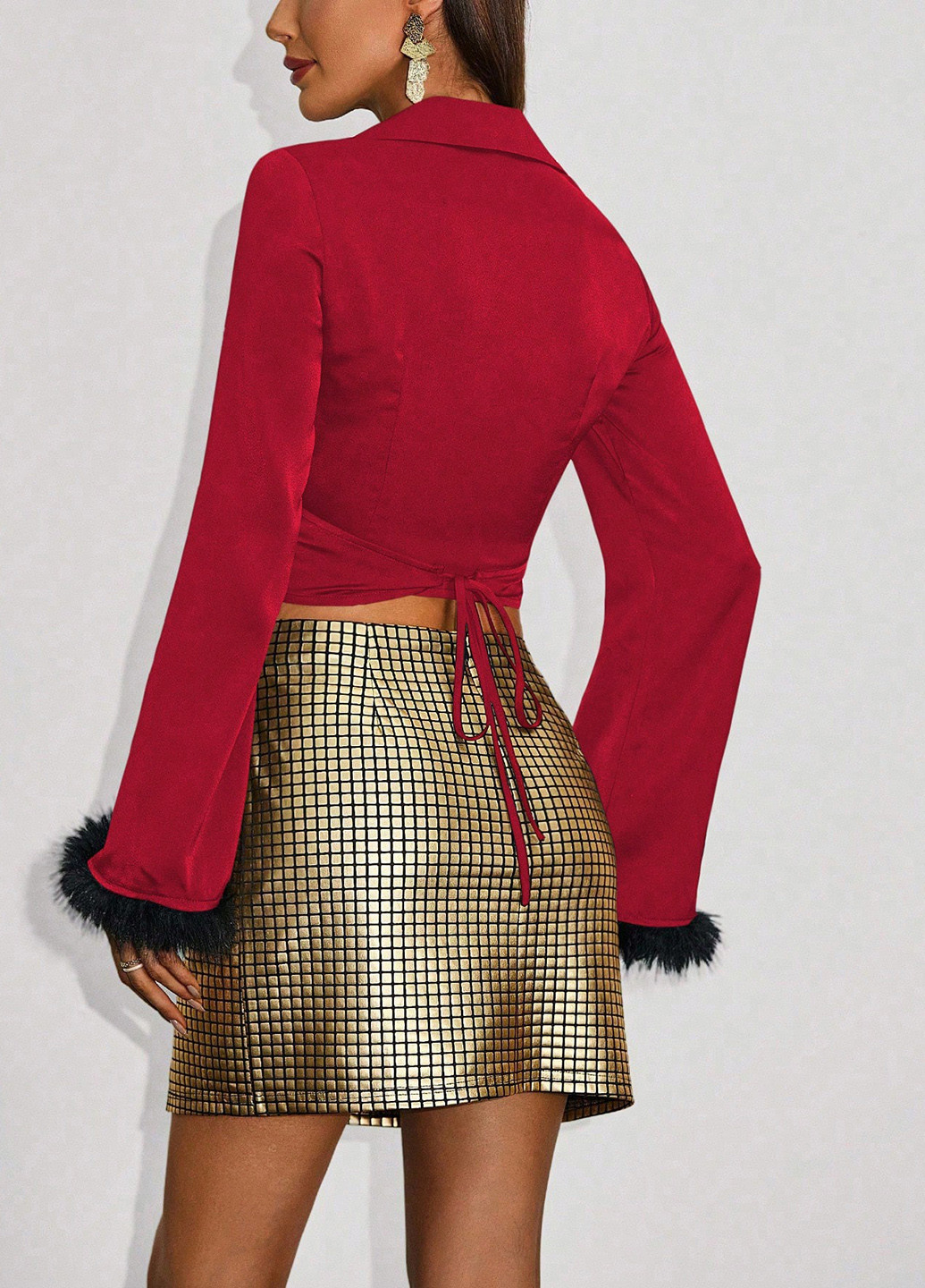 Червона блуза на запах SHEIN