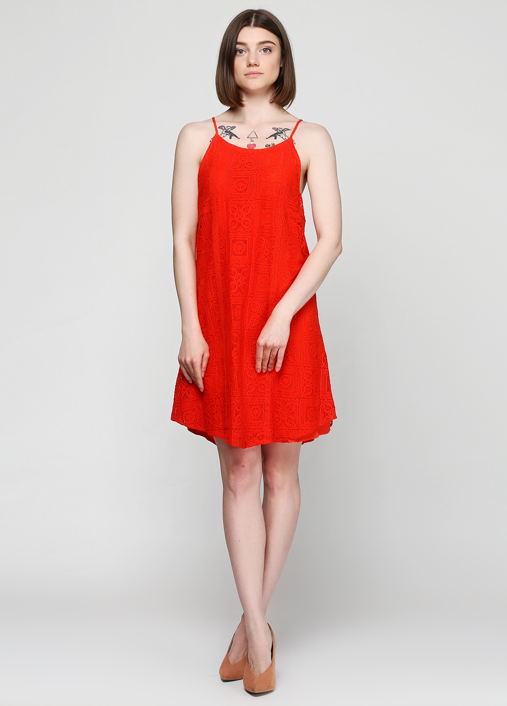 Красное кэжуал платье Miami Style однотонное