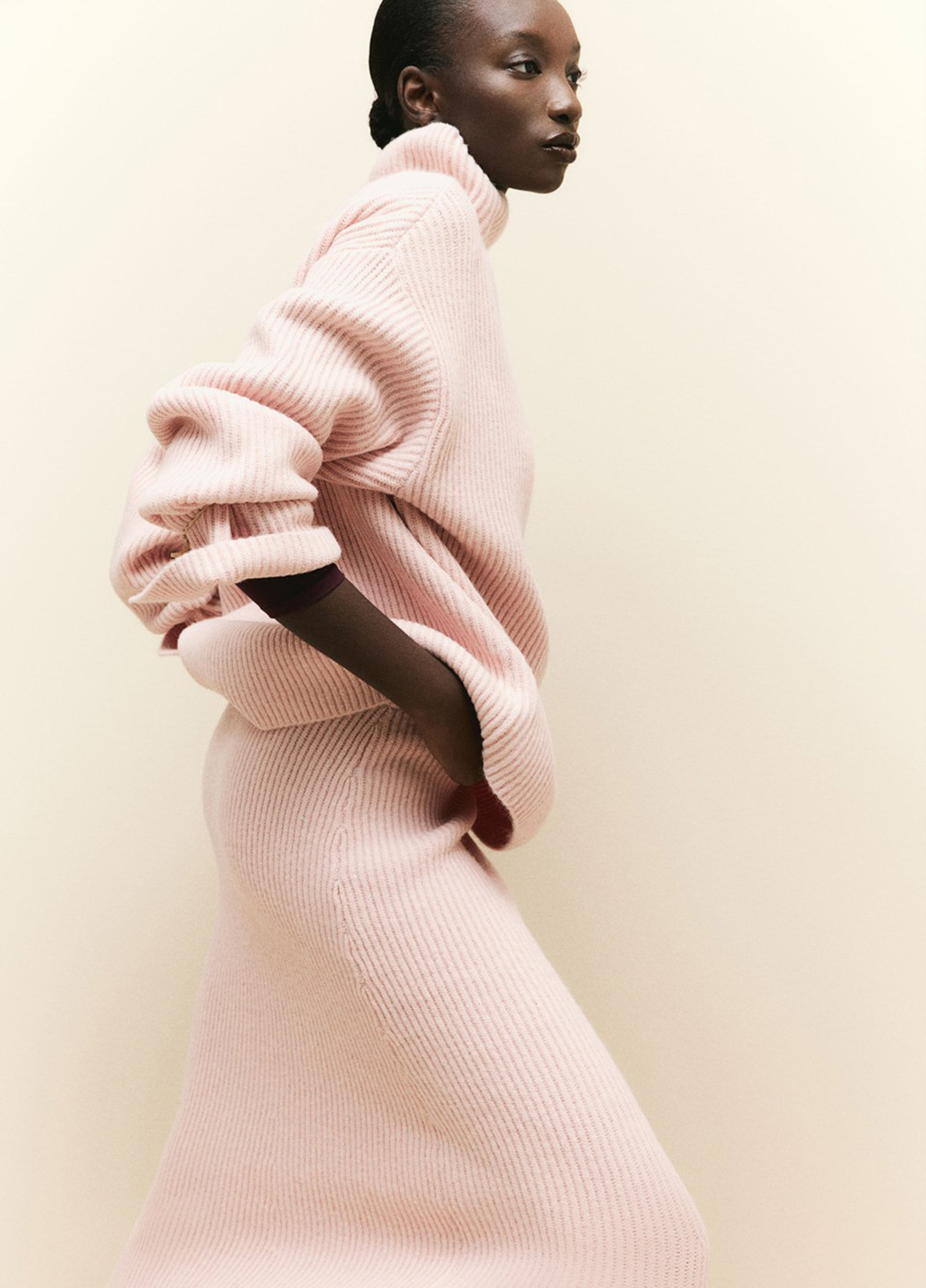 Світло-рожевий зимовий светр H&M