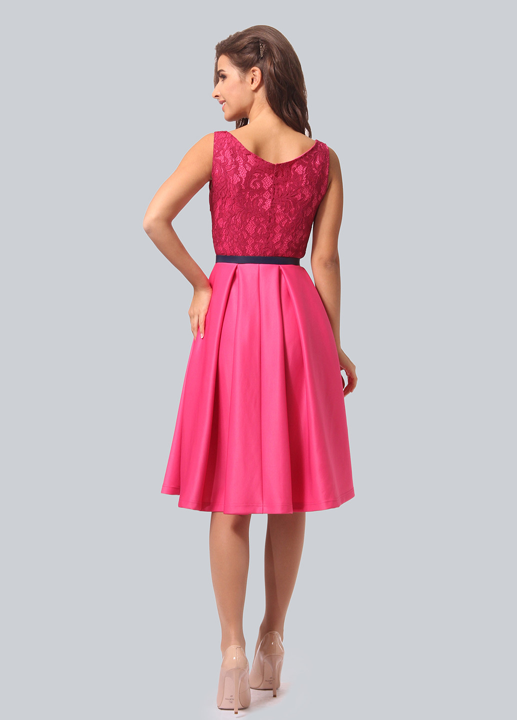 Розовое коктейльное платье клеш Agata Webers однотонное